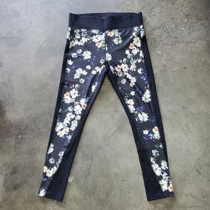 ⚡WOMEN'S NWOT ENERGY ZONE YOGA PANTS⚡